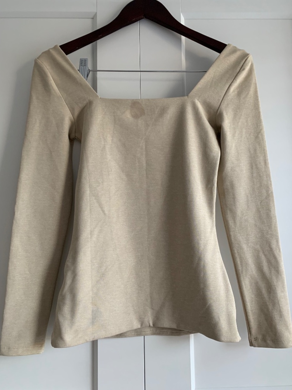 Aritizia Squareneck hip longsleeve Top Women’s size S NEW